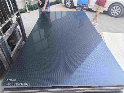 1220*2440*9/12/15/18mm Hoogglanzend HEX Partten HPL Oppervlakte Antislipfilm Geconfronteerd Multiplex